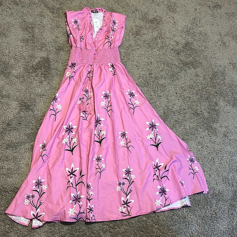 NWT HEKKA PINK FLORAL LONG DRESS